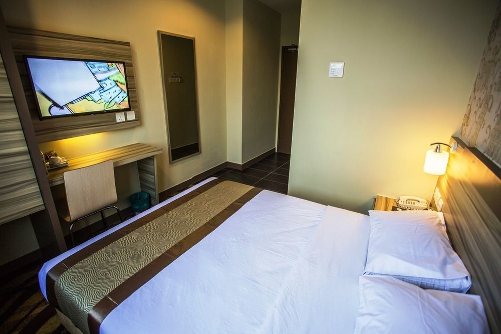 Hotel Zamburger Victory City Johor Bahru Bagian luar foto