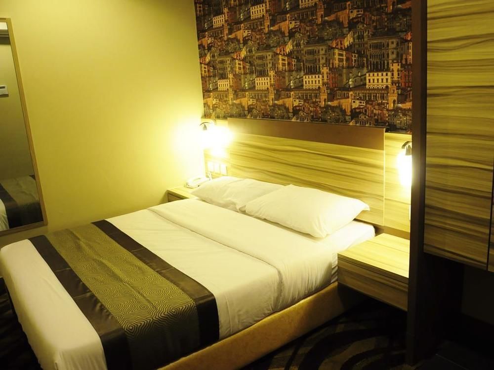 Hotel Zamburger Victory City Johor Bahru Bagian luar foto