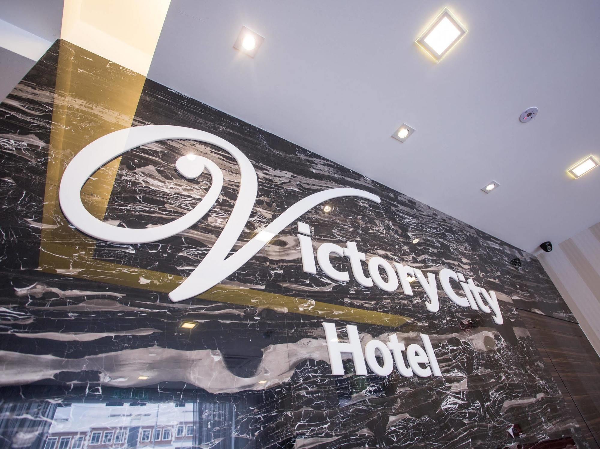 Hotel Zamburger Victory City Johor Bahru Bagian luar foto